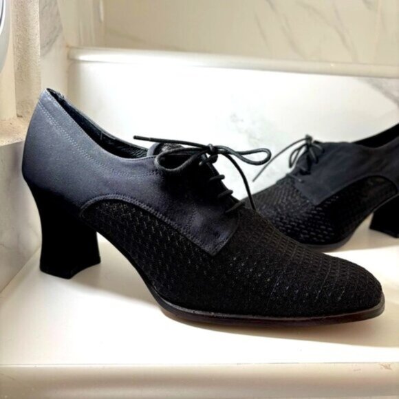 Amalfi (7.5 B) Elegant Italian Black Mesh Oxford Square Toe Lace Up Heels - Picture 4 of 9